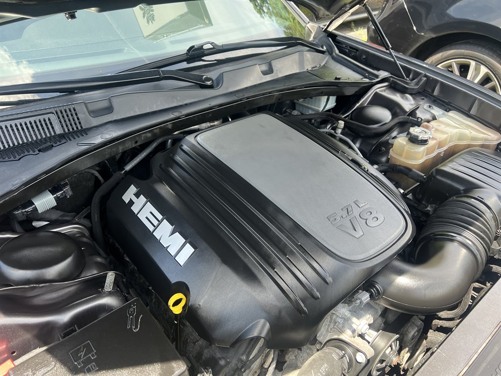 2019 Dodge Charger - $21,995