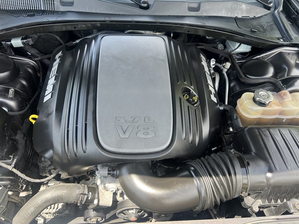 2019 Dodge Charger - $21,995