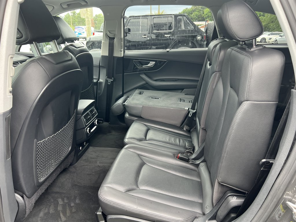 2019 Audi Q7 - $19,995