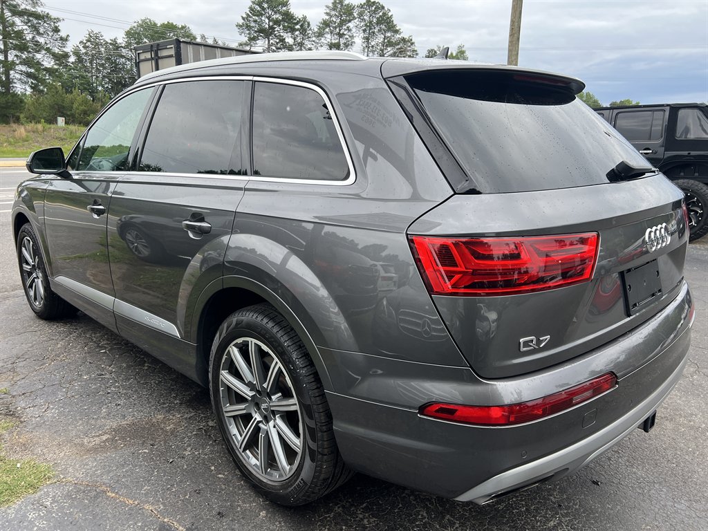 2019 Audi Q7 - $19,995