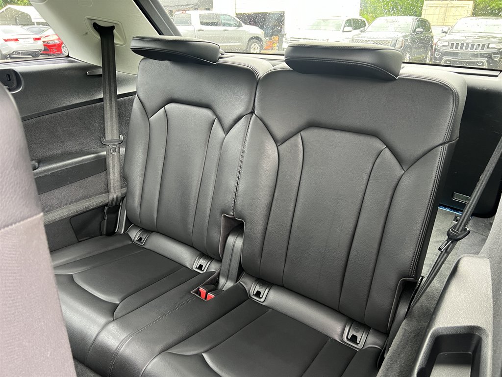 2019 Audi Q7 - $19,995