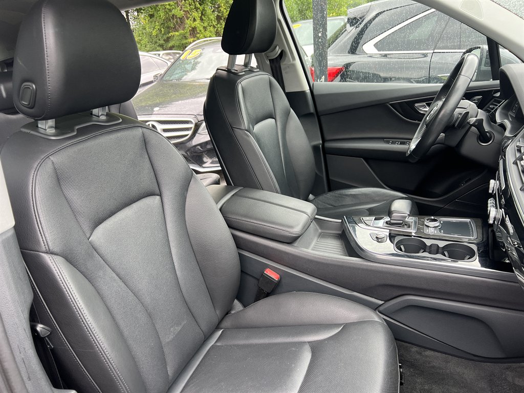 2019 Audi Q7 - $19,995