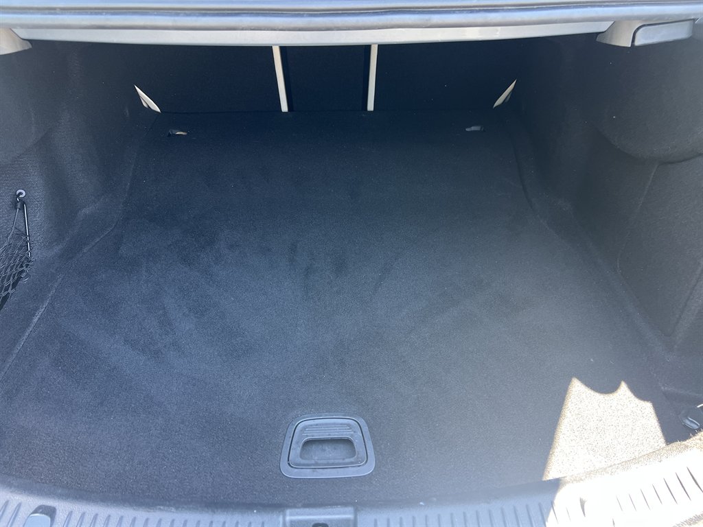 2018 Mercedes-Benz E-Class - $21,995