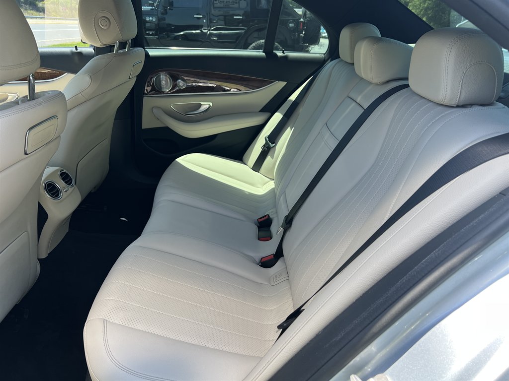 2018 Mercedes-Benz E-Class - $21,995