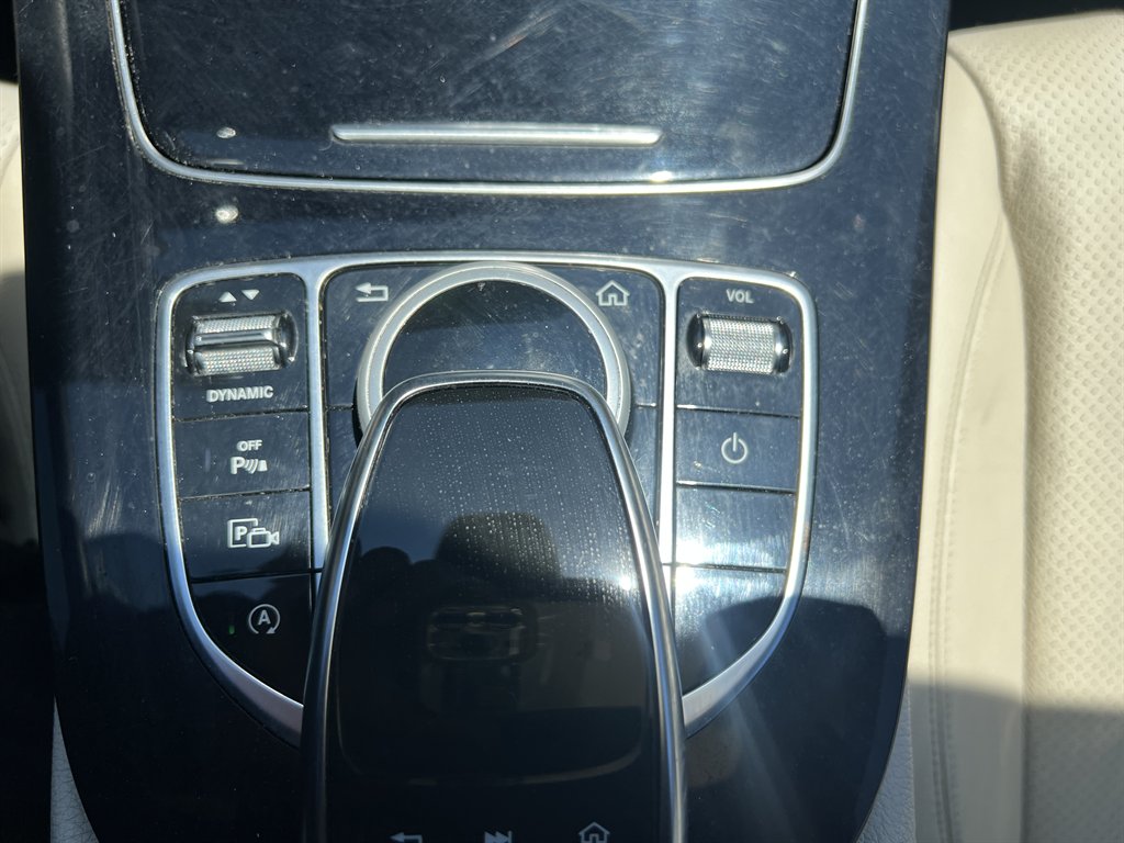 2018 Mercedes-Benz E-Class - $21,995