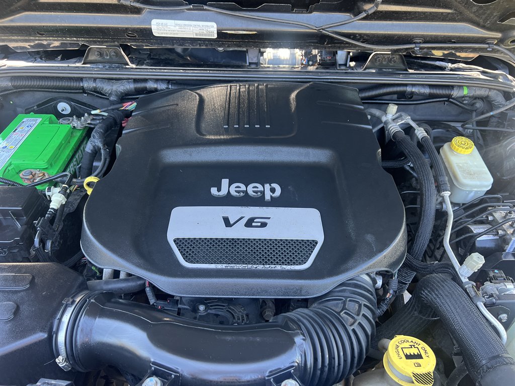 2015 Jeep Wrangler - $18,995