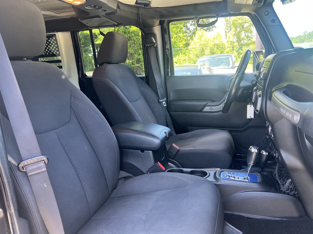 2015 Jeep Wrangler - $18,995