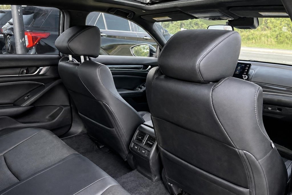2021 Honda Accord - $19,995