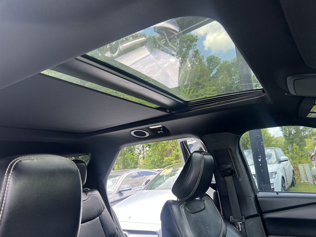 2020 Ford Explorer - $20,995