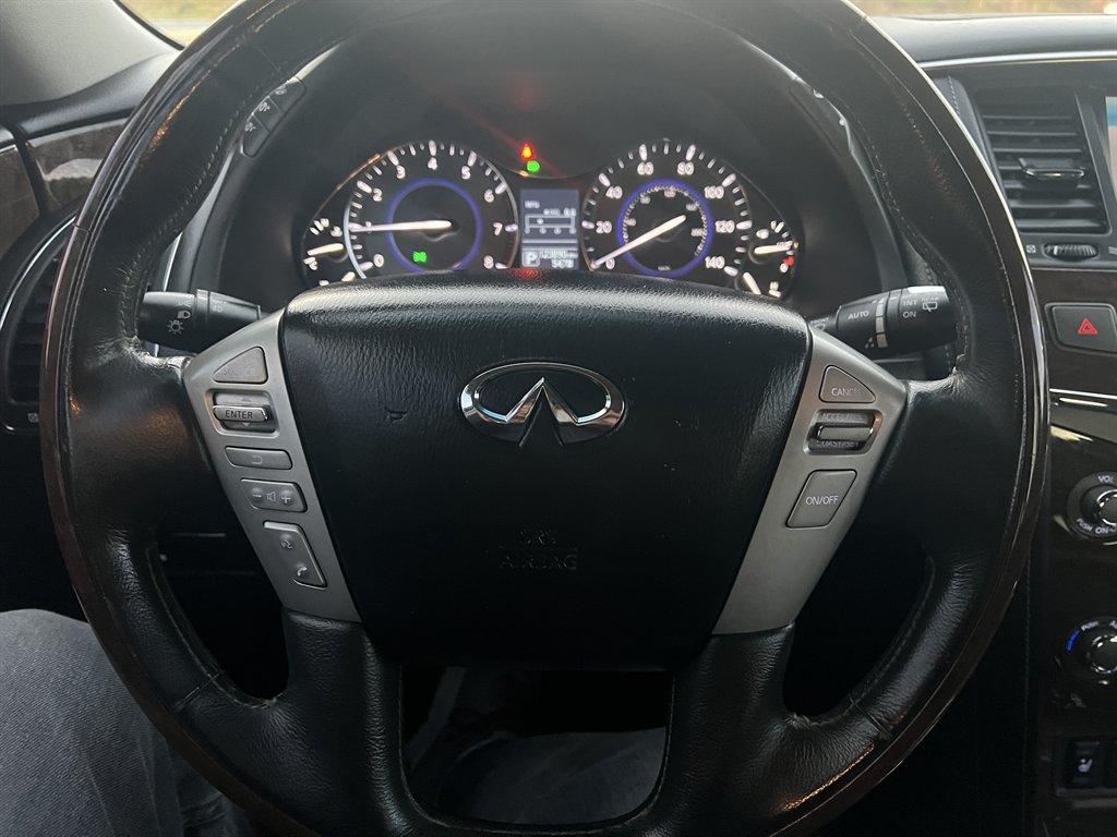 2016 INFINITI QX80 - $17,500