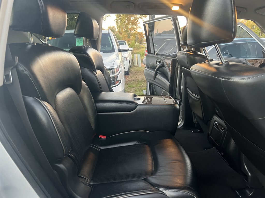 2016 INFINITI QX80 - $17,500