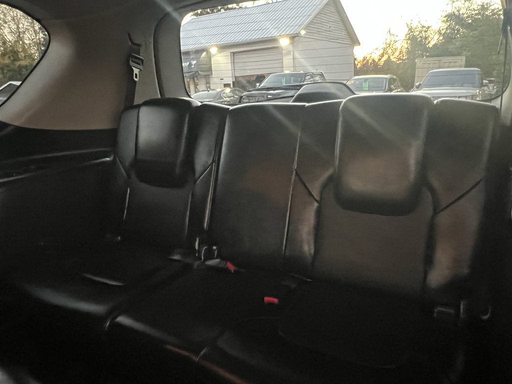 2016 INFINITI QX80 - $17,500