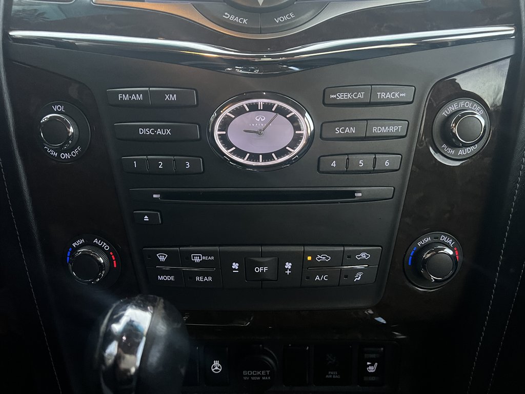 2016 INFINITI QX80 - $17,500