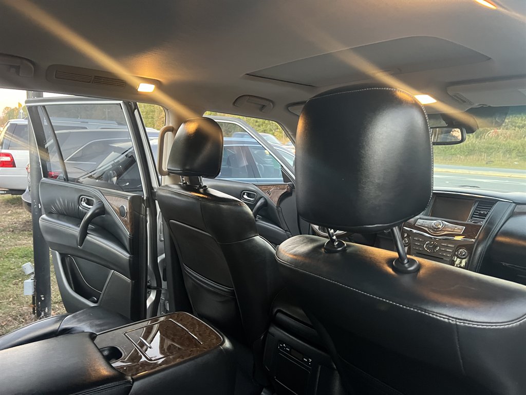 2016 INFINITI QX80 - $17,500