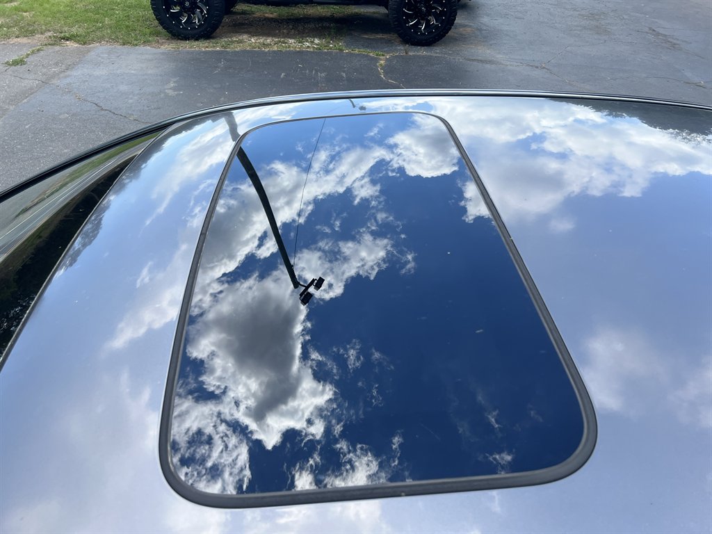 2018 Acura RL - $28,995