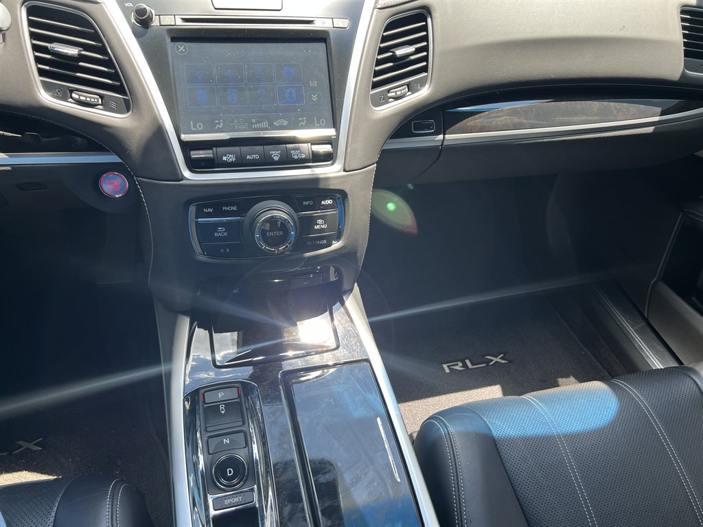 2018 Acura RL - $28,995
