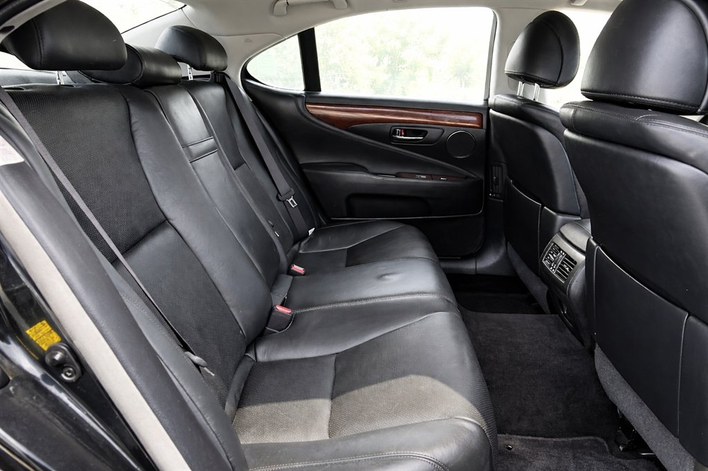 2011 Lexus LS - $10,995