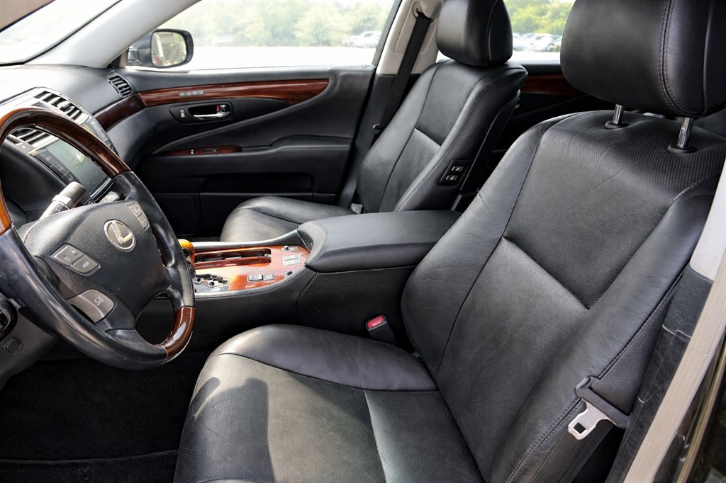 2011 Lexus LS - $10,995