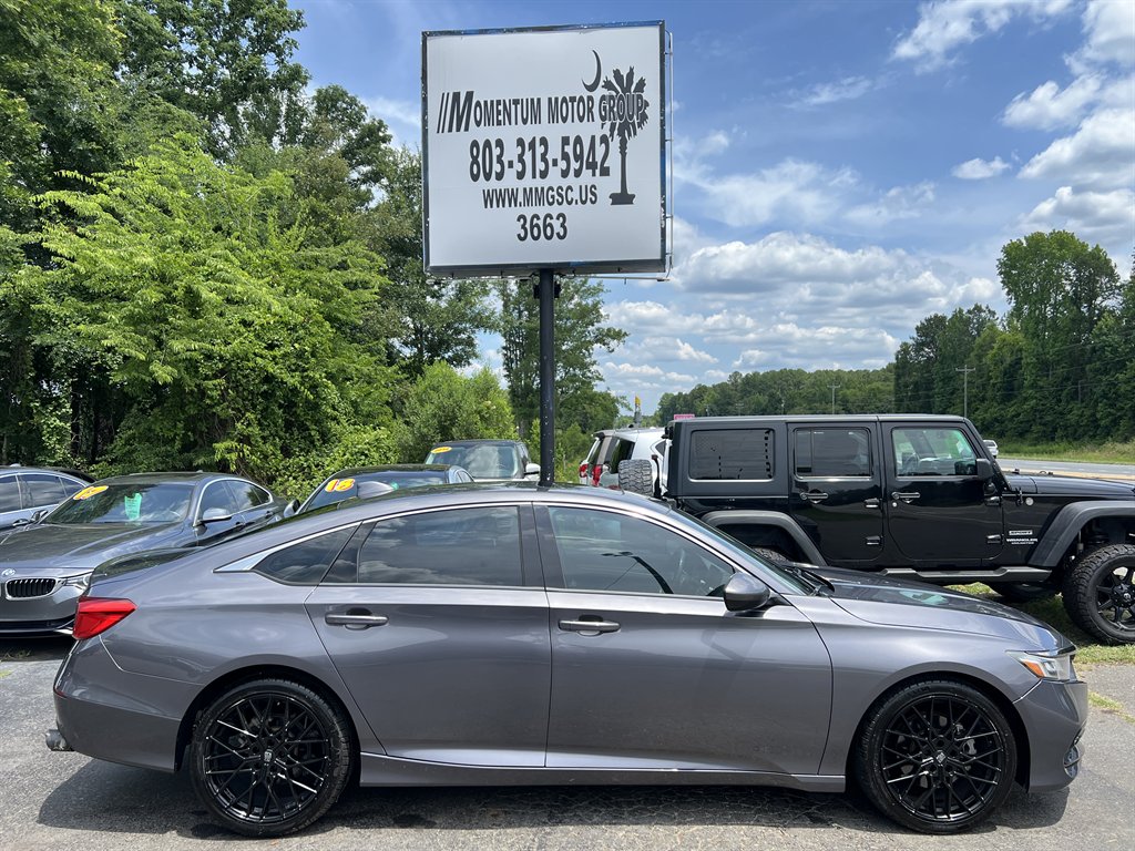 2018 Honda Accord - $16,995