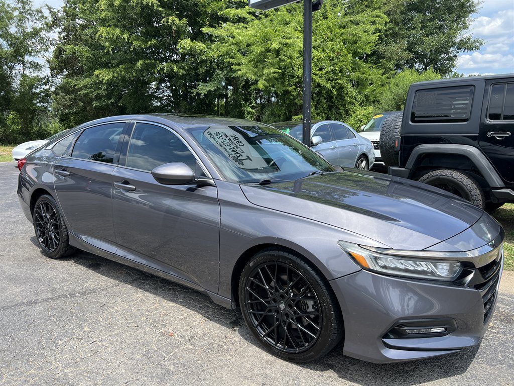 2018 Honda Accord - $16,995