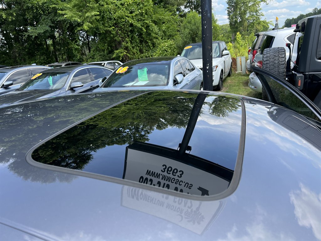 2018 Honda Accord - $16,995