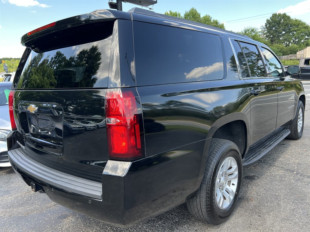2019 Chevrolet Suburban - $16,995