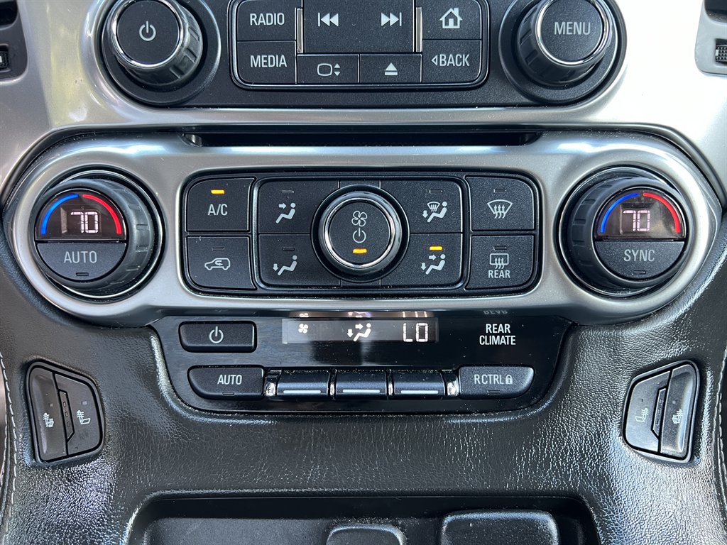 2019 Chevrolet Suburban - $16,995