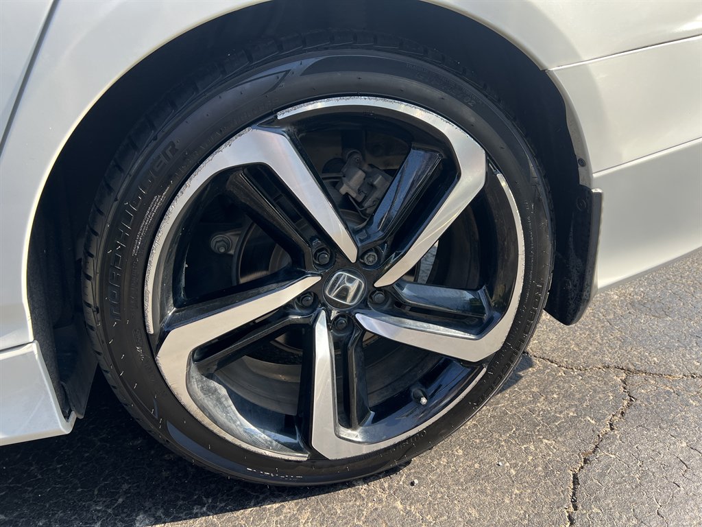 2019 Honda Accord - $23,995