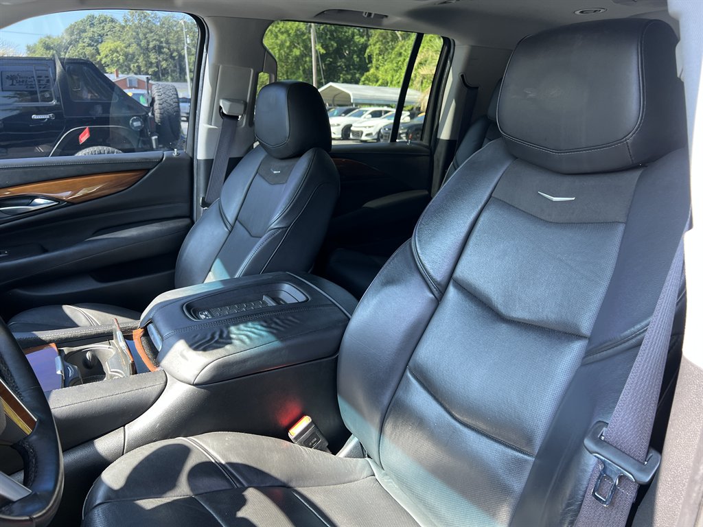 2017 Cadillac Escalade - $23,995