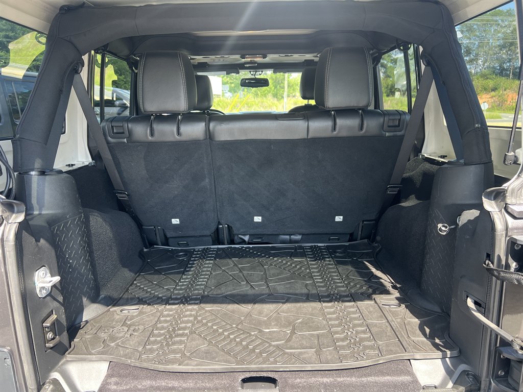 2016 Jeep Wrangler - $24,995