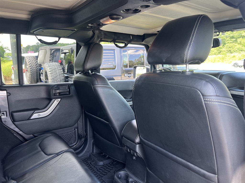2016 Jeep Wrangler - $24,995