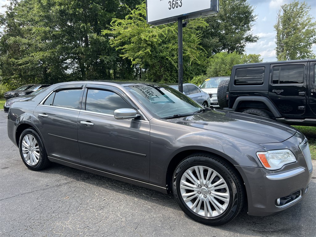 2014 Chrysler 300 - $15,995