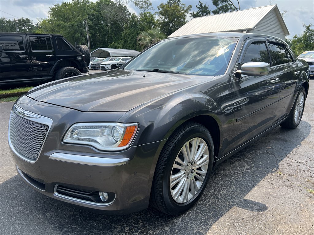 2014 Chrysler 300 - $15,995