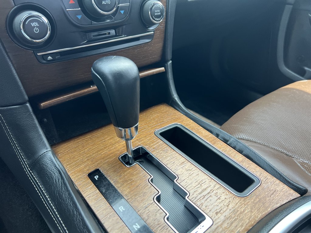 2014 Chrysler 300 - $15,995