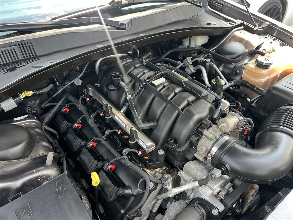 2014 Chrysler 300 - $15,995
