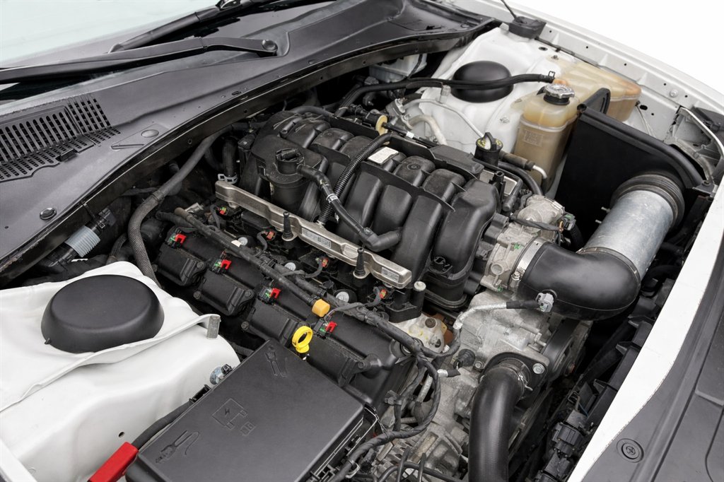 2021 Chrysler 300 - $22,995