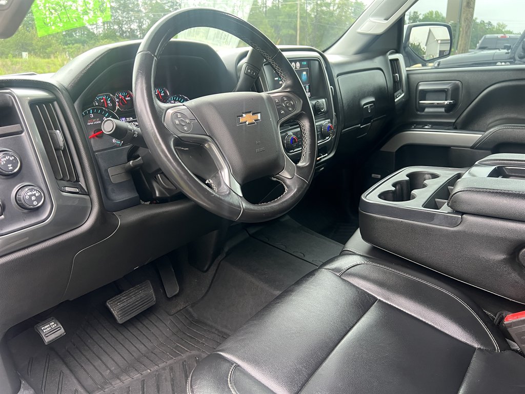 2018 Chevrolet Silverado - $22,995