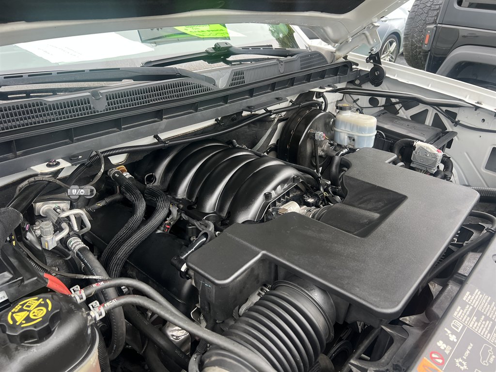 2018 Chevrolet Silverado - $22,995