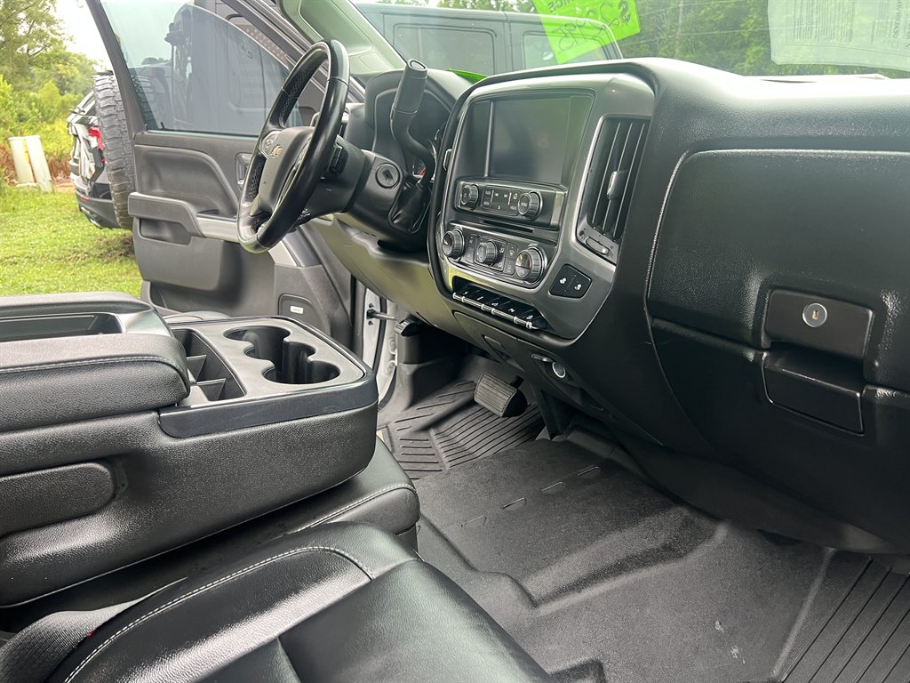 2018 Chevrolet Silverado - $22,995