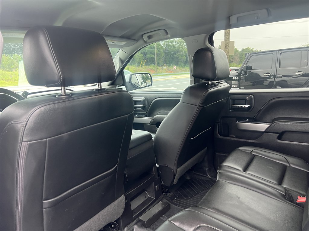 2018 Chevrolet Silverado - $22,995
