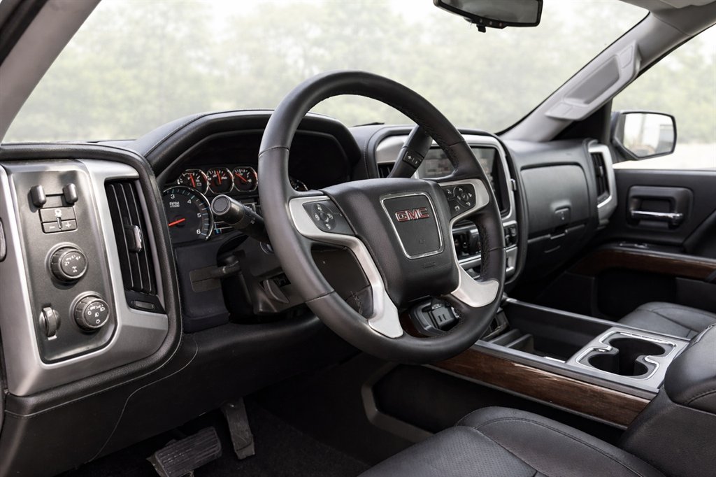 2017 GMC Sierra - $25,995