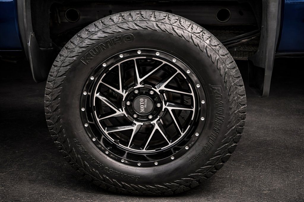 2017 GMC Sierra - $25,995