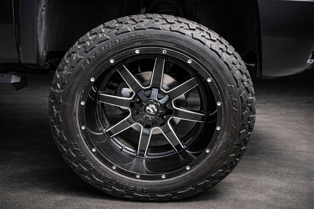 2013 Chevrolet Silverado - $20,995