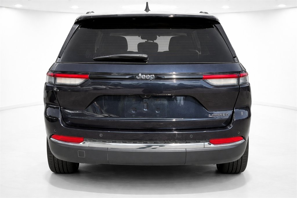 2023 Jeep Cherokee - $22,995