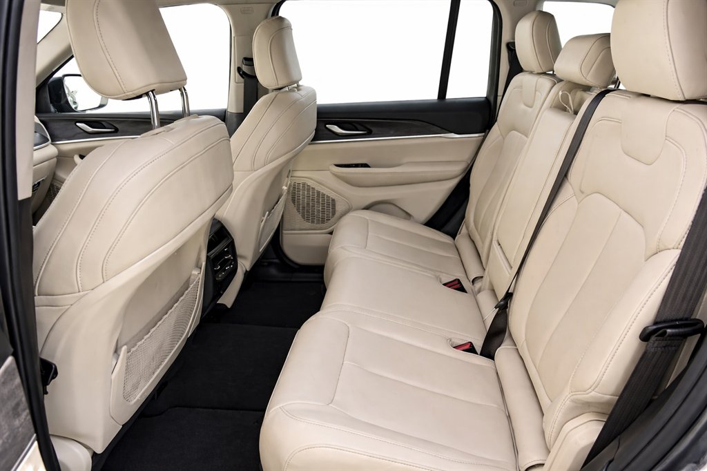 2023 Jeep Cherokee - $22,995