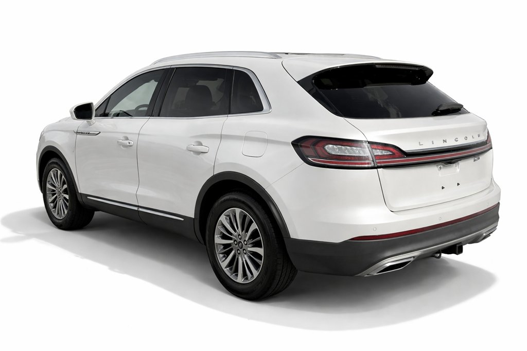 2019 Lincoln Nautilus - $17,995