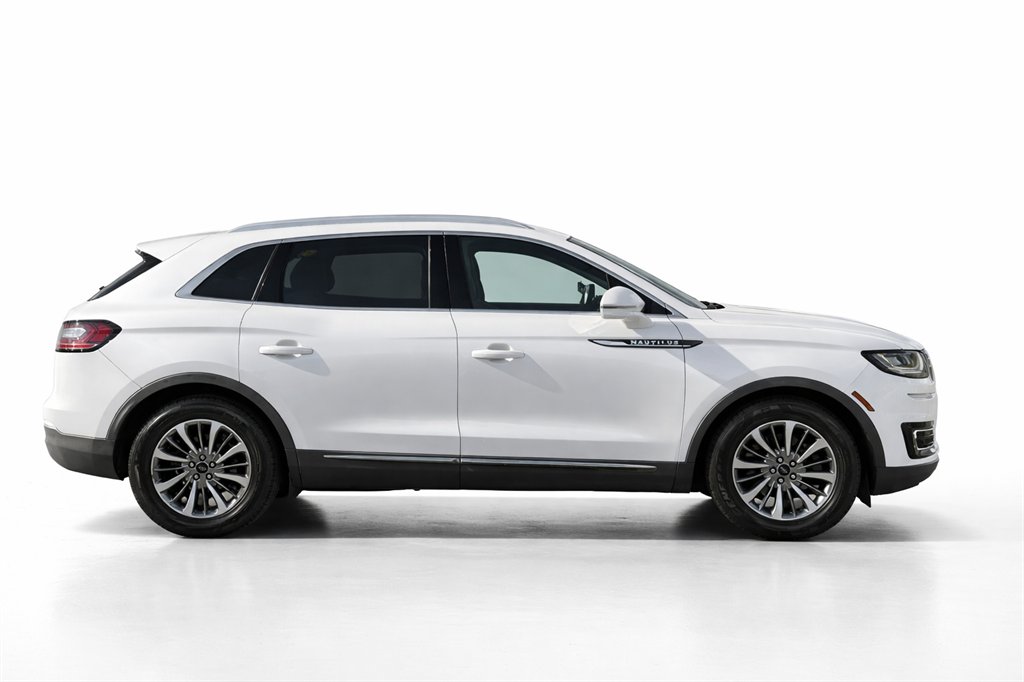 2019 Lincoln Nautilus - $17,995