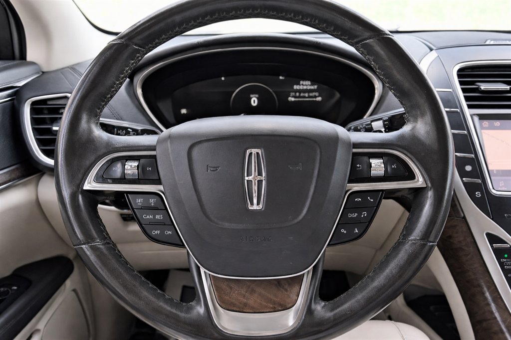 2019 Lincoln Nautilus - $17,995