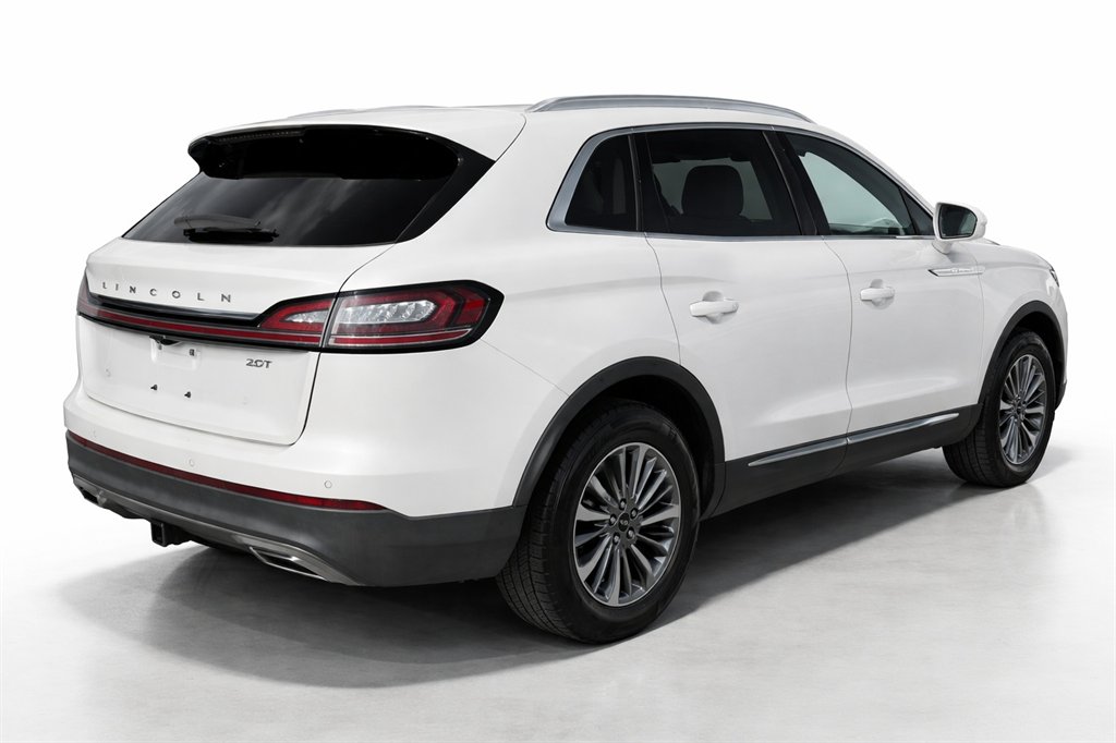 2019 Lincoln Nautilus - $17,995