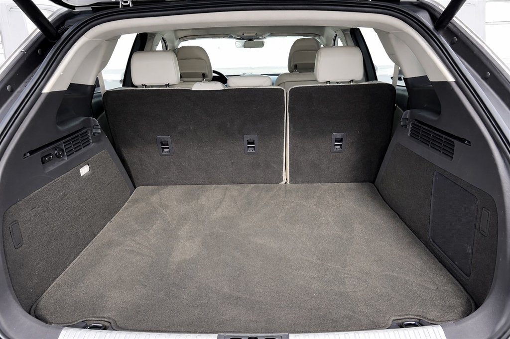 2019 Lincoln Nautilus - $17,995